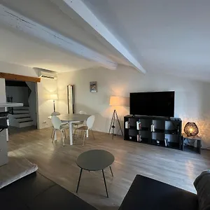L'arlappart Centre-ville , Arlés Francia